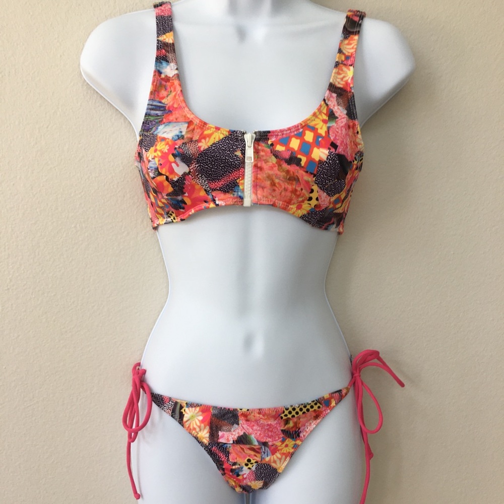 Tallow Bikini - Picture 2 of 3